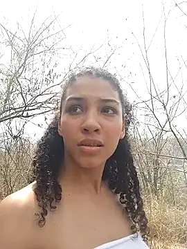 CurlyBitch's Live XXX Chat