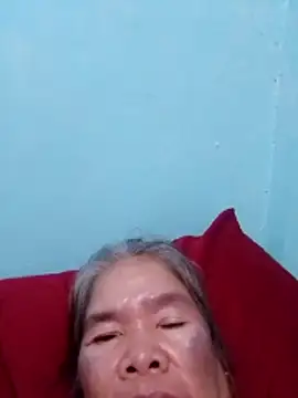 sexylizzy4u 网络视讯表演