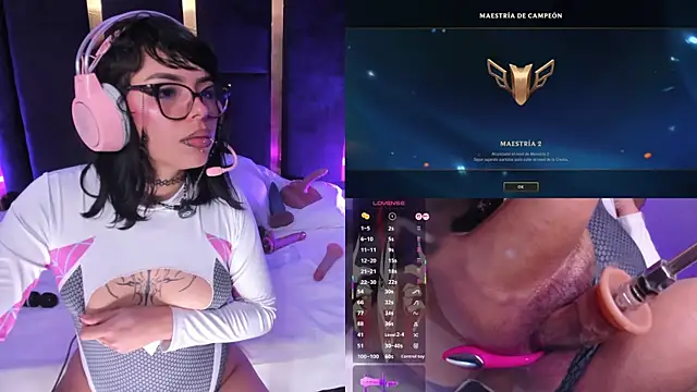 Nyveth's Webcam Show