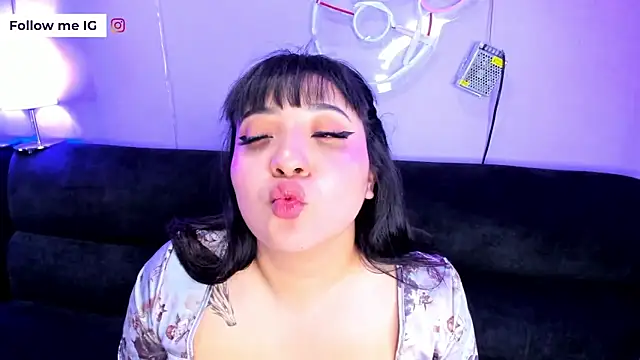 Emma_monserrat: απευθείας συνομιλία ΧΧΧ