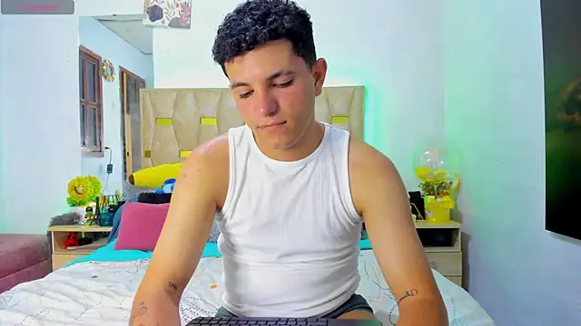 patrick_sanzz's Webcam Show