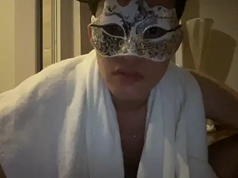 boyhigh1997 Show Webcam