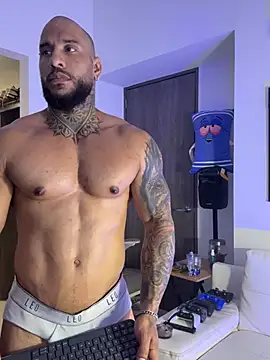 Show modela Andrew_Johnnson na web-kameri