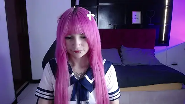 _Charlotte_Collins_n Live XXX chat