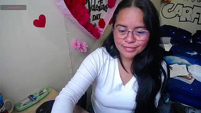 Miss__kendra_ লাইভ XXX চ্যাট