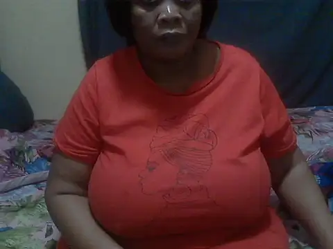 دردشة BLACKMILF4U الجنسية المباشرة