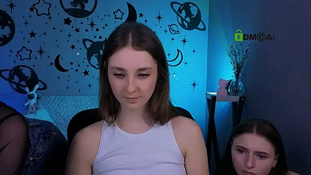 Онлайн чат XXX nekky_mouse