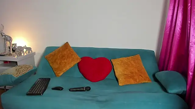 Victoria_Jonness Adlı Modelin Canlı XXX Sohbeti