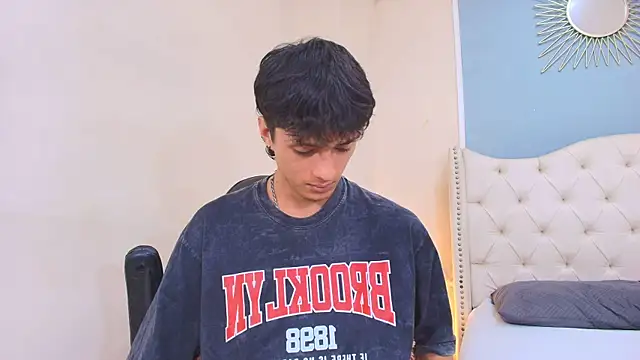 دردشة Lean_Portman الجنسية المباشرة