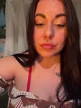 دردشة DaisyStreet الجنسية المباشرة