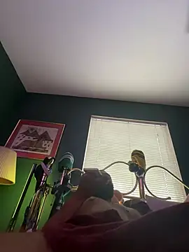 sukisnpaii Show in webcam