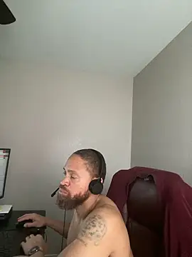 Fathero1time Show in webcam