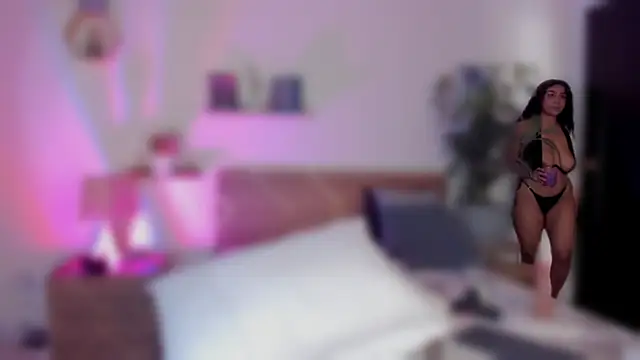 دردشة YariRose الجنسية الم باشرة