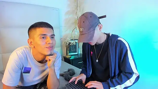 عرض كام your_d0ll1