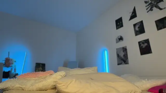 AnnyBastet: απευθείας συνομιλία ΧΧΧ