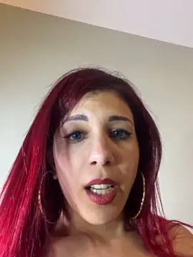 Show modela shanagrimoire na web-kameri