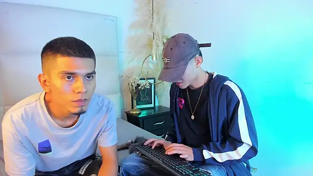 your_d0ll1 网络视讯表演