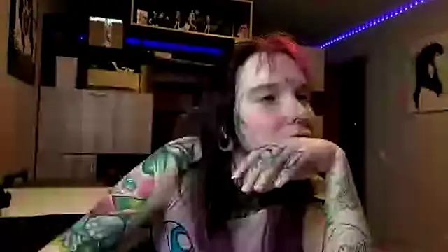 HighelikeGirl's Live XXX Chat