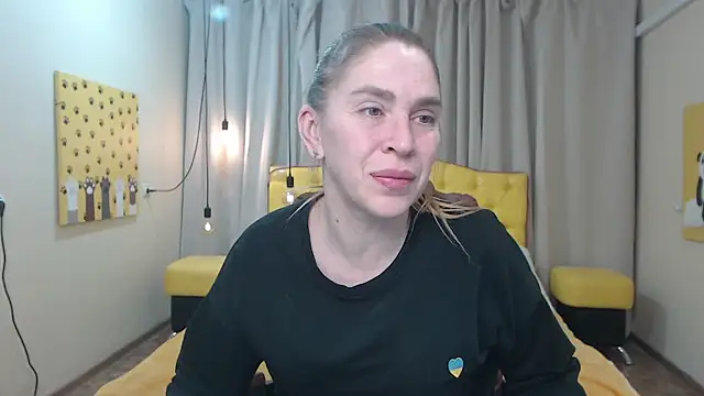 Chatroom XXX en direct de TessaDaybreak