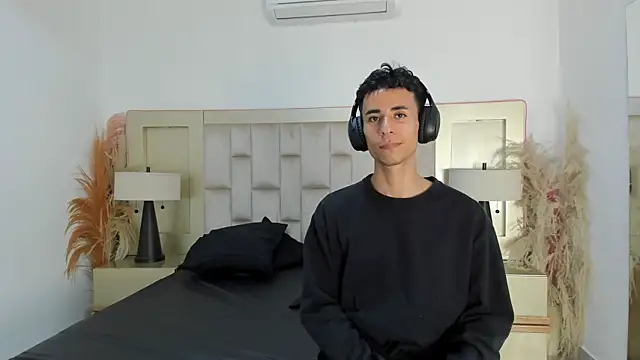 Živý XXX chat Zahir_Ashar