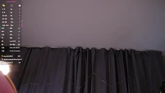 EdlinAlliston Live XXX-Chat