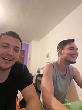 XXX chat uživo modela mihneaxxx