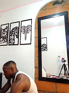 Czat XXX na żywo – MIKE_KILIANjs