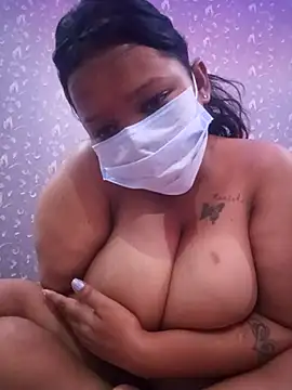 Pokazy przed kamerką – Curvy_hot_girl