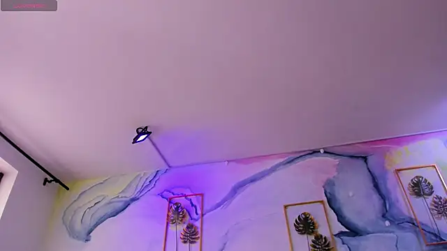 Perla_Franco: διαδικτυακό σόου στην κάμερα