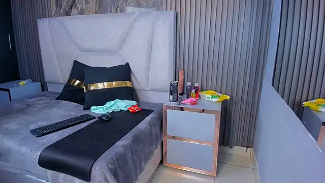 Czat XXX na żywo – GraceAlexa12