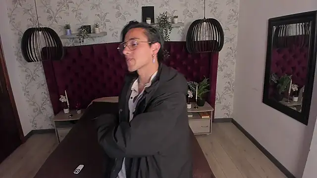 Andy_Joy_ Live XXX Chat