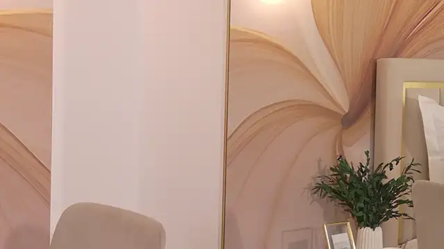 XXX chat uživo modela milaleoneli