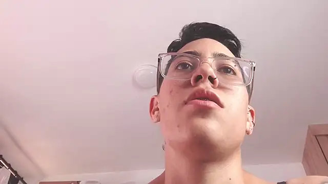 Cutie_Shy_ live XXX chat