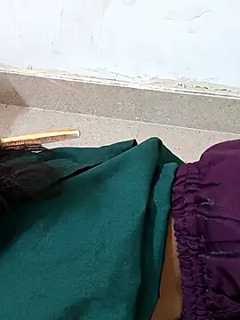 Pokazy przed kamerką – Asha_devi90