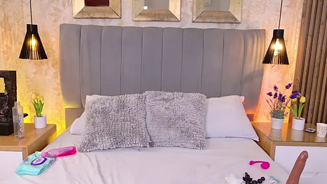 Lorenn_Sweet: онлайн-секс-чат