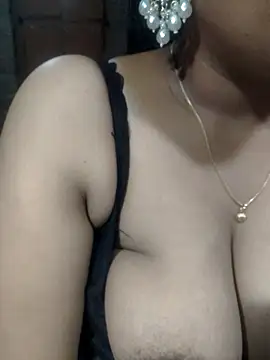 Chat XXX en directo de SMILEY_teluguu