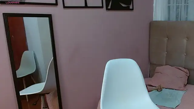 Chat XXX ao vivo de amara_rousse1