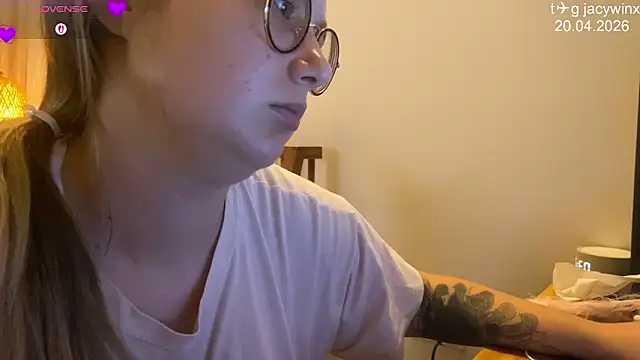 JacyWinslat's Live XXX Chat