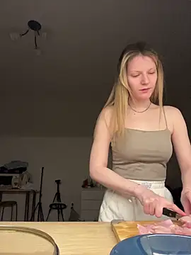 دردشة MaryHiggins الجنسية المباشرة