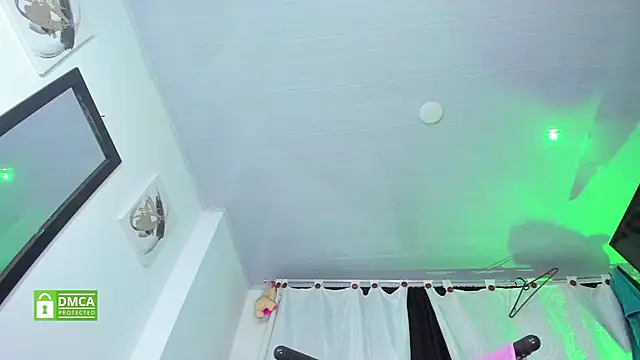 valen_pretty: онлайн-секс-чат