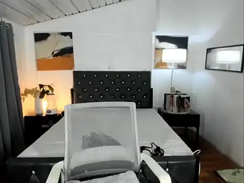 KendalSmith208 Webcam Show