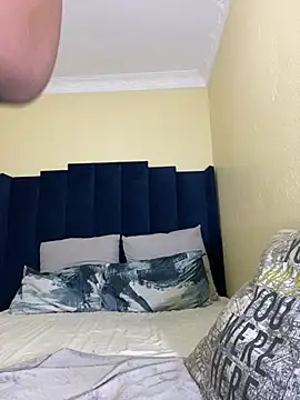 Sue_Knowledge Adlı Modelin Canlı XXX Sohbeti