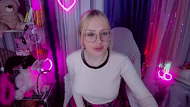 دردشة CeaneLino الجنسية المباشرة