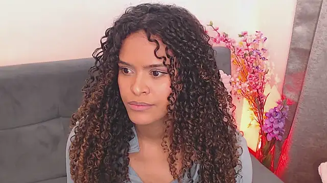 Amelia_bss Adlı Modelin Web Kamerası Şovu