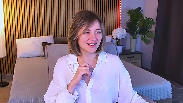 EmeraldGlow 现场XXX聊天