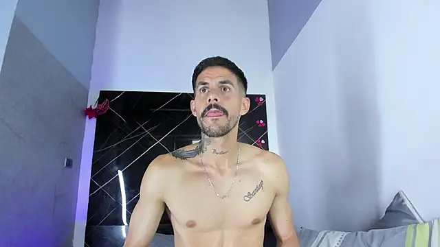 XXX chat uživo modela Leo_Vesper