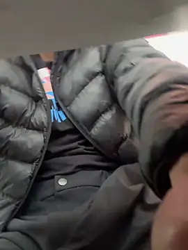 TavoHot_: διαδικτυακό σόου στην κάμερα