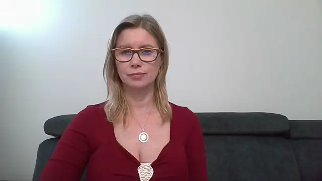 DoreenSexy élő XXX-chatje