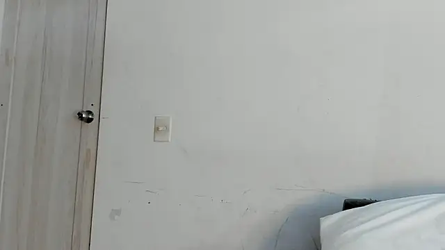 katrhin_66 Obrolan Langsung XXX