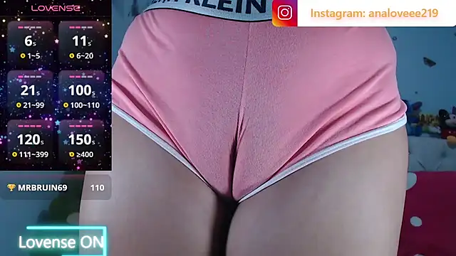 ana_studio Chat XXX in diretta